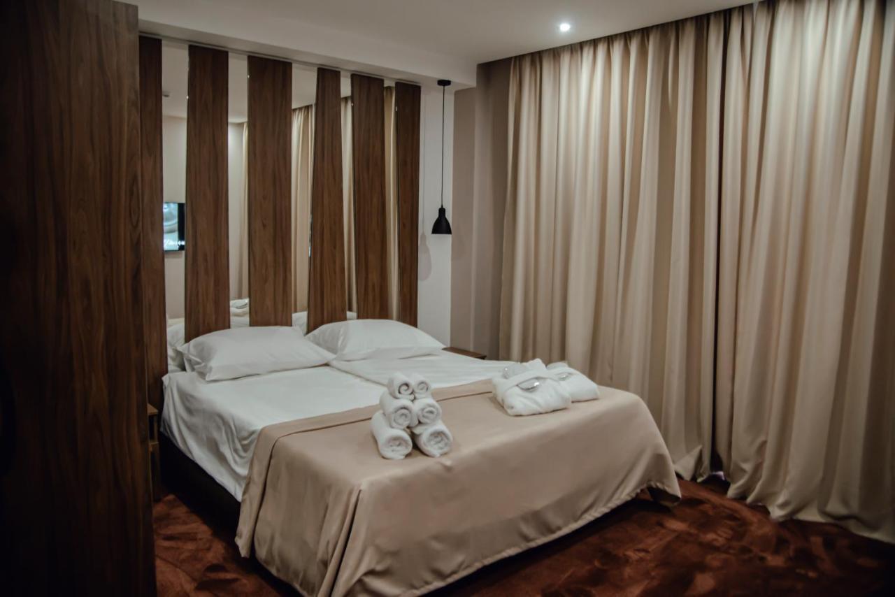 Hotel MK Premier Novi Pazar Exterior foto